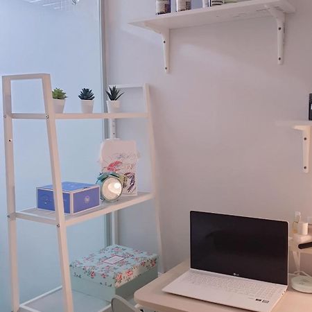 Female Only, Stay Parc Сеул Экстерьер фото