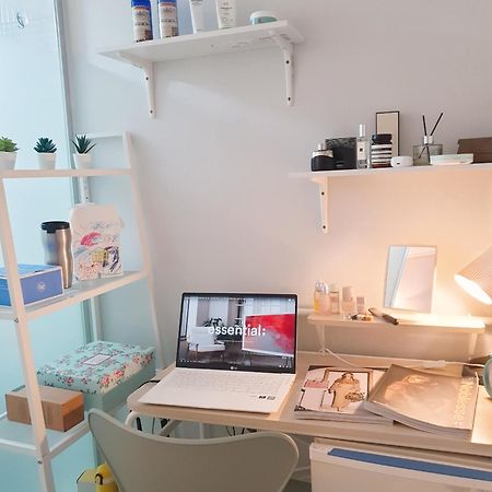 Female Only, Stay Parc Сеул Экстерьер фото